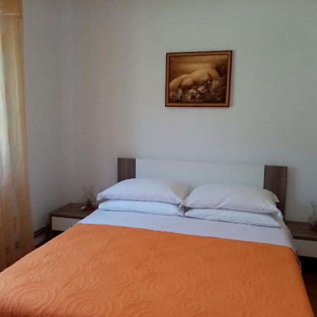 Apartman Violeta Lovran Exteriör bild