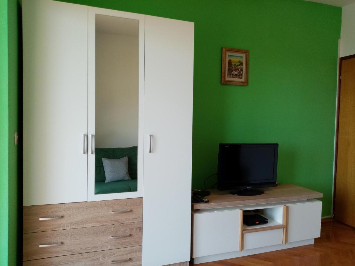 Apartman Violeta Lovran Exteriör bild