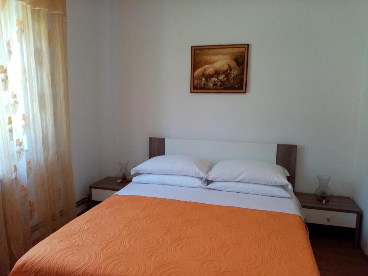 Apartman Violeta Lovran Exteriör bild